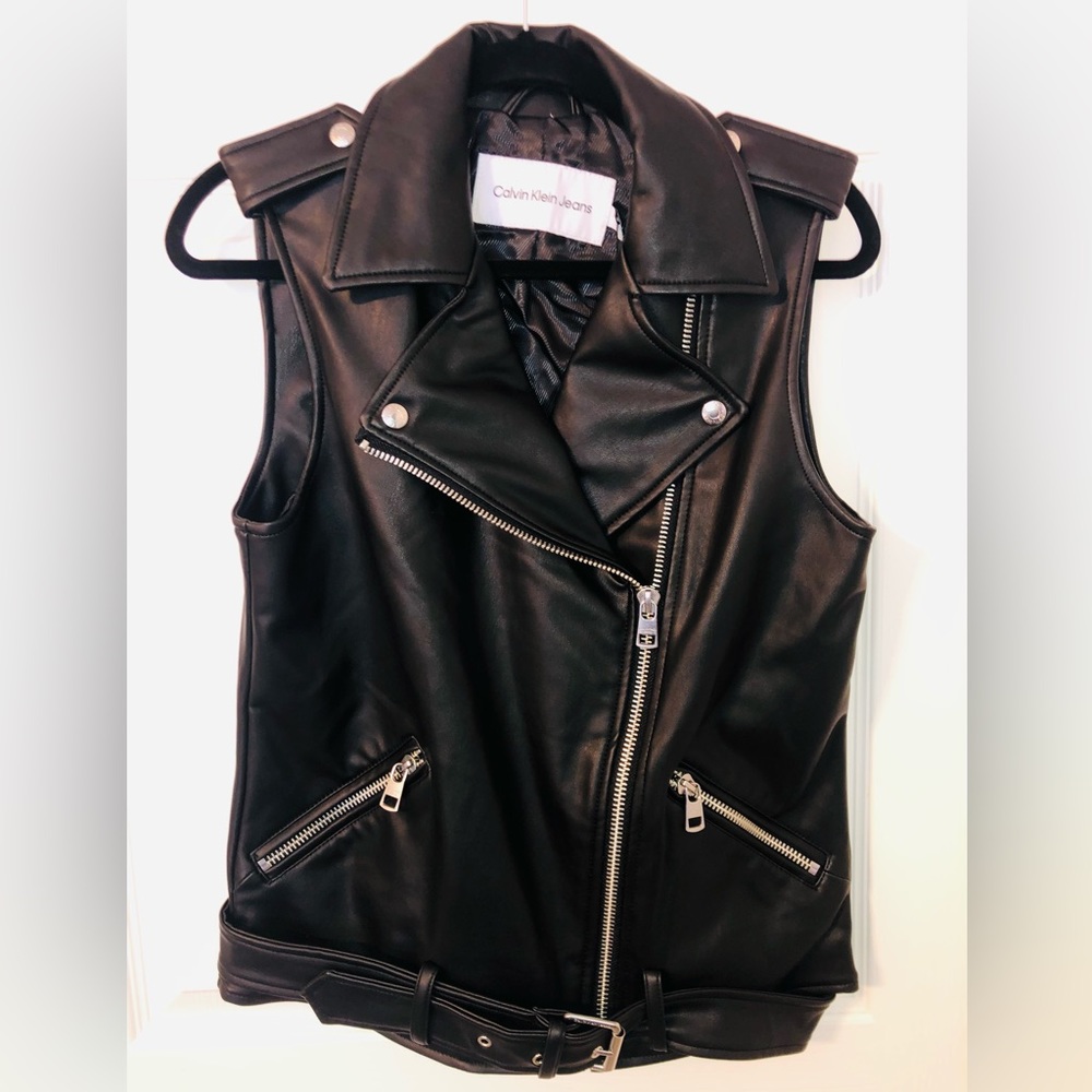 Calvin Klein Vest (XS) - Picture 1 of 7